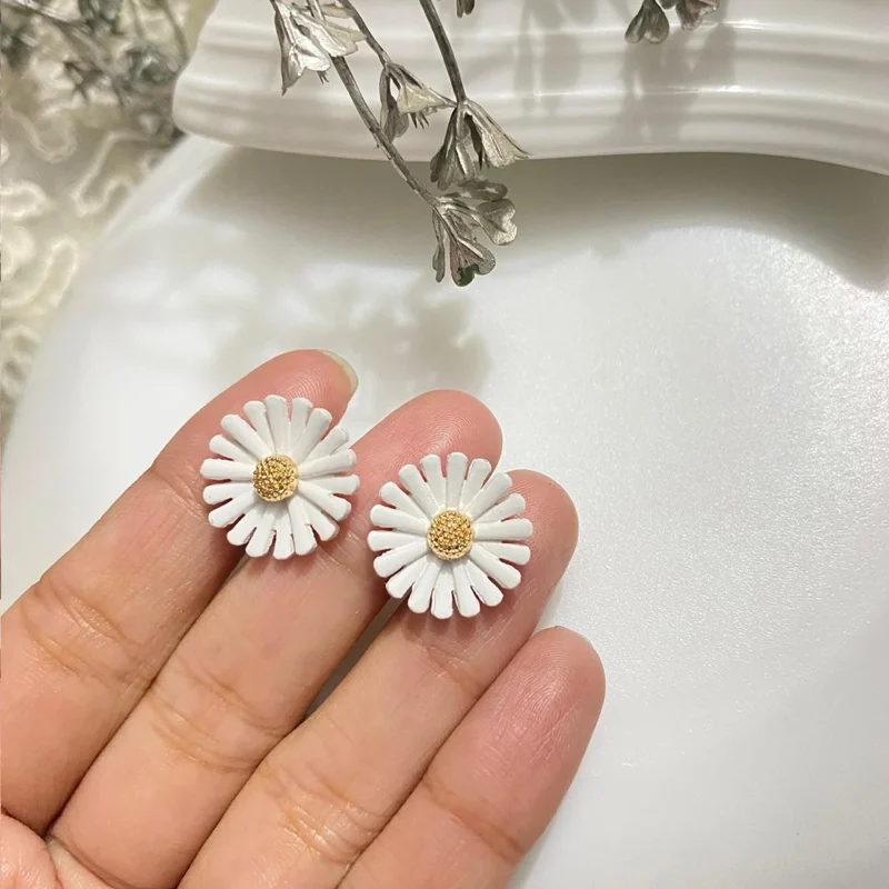Daisy Stud Earrings - Image 2